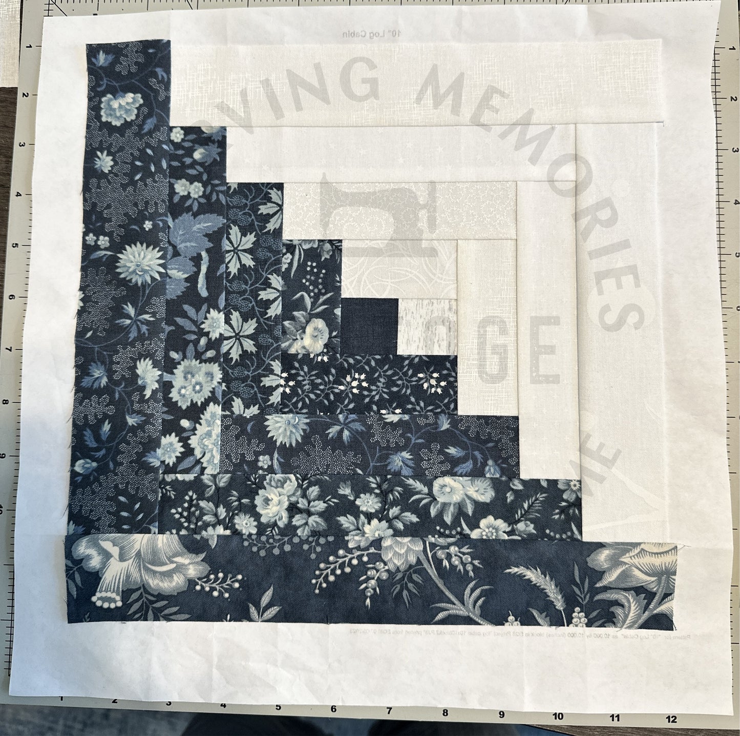 10 inch finished Log Cabin Quilt Block Pattern Foundation Paper Piecing