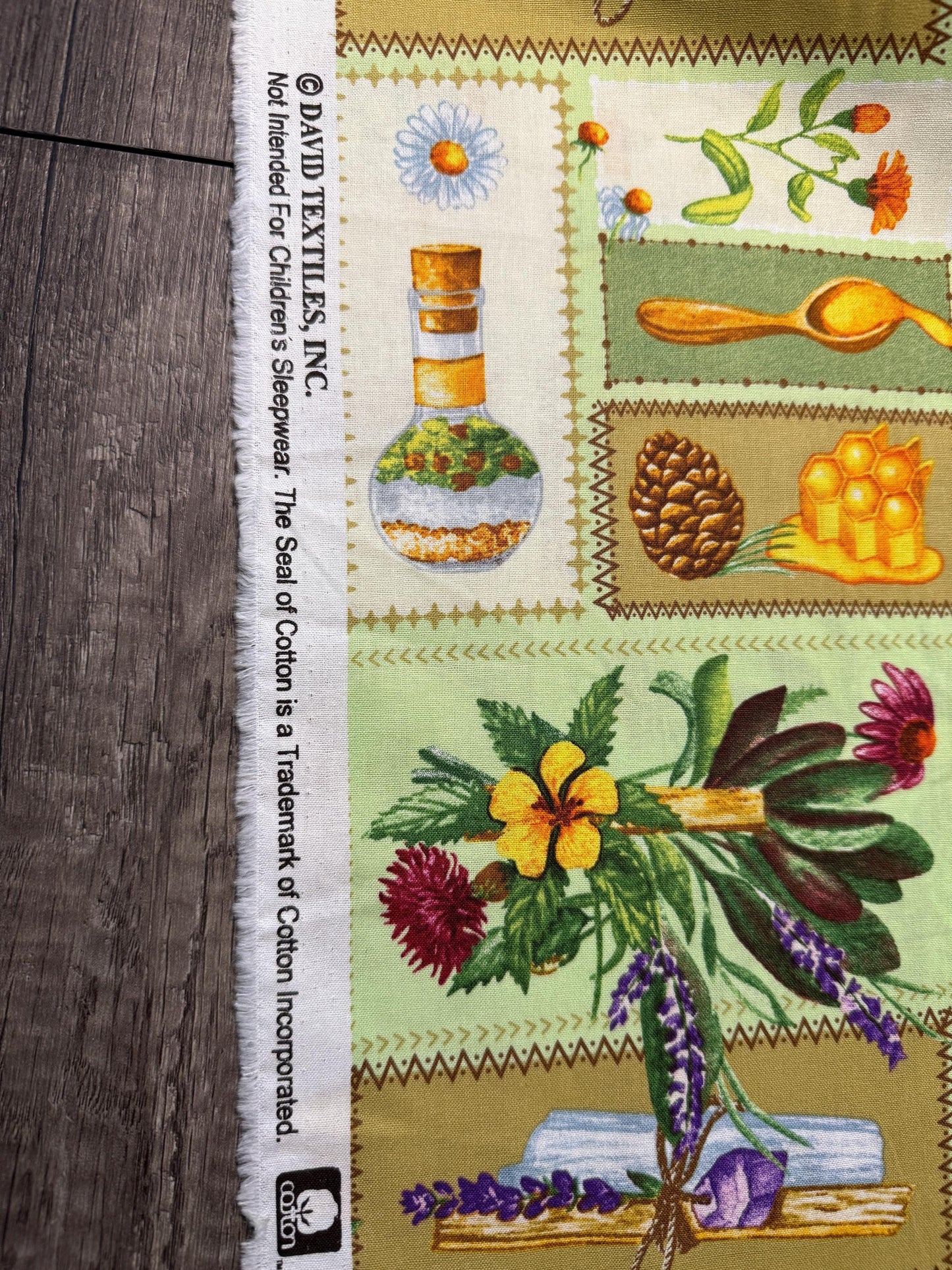 Apothecary David Textiles DX-4425-4C 100% Cotton