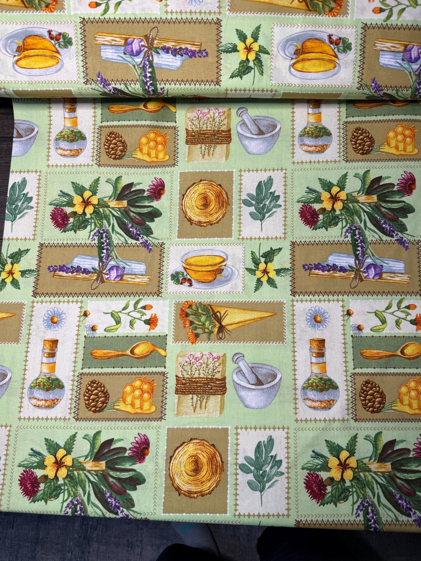 Apothecary David Textiles DX-4425-4C 100% Cotton